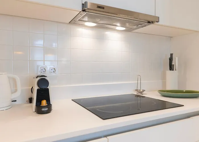 Downtown By The River By Lovelystay